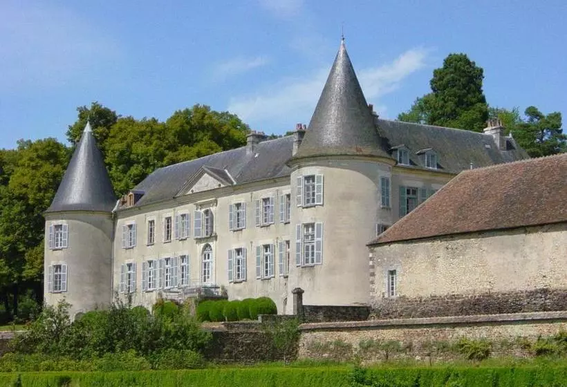 ベッドアンドブレックファースト Château De Beaujeu