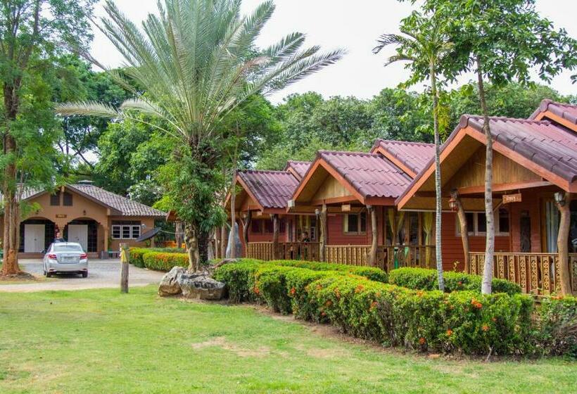 Buasawan Resort & Restaurant