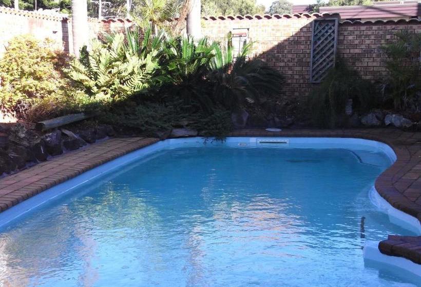 Central Motel Nelson Bay