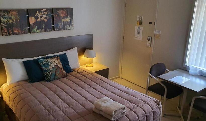 Central Motel Nelson Bay