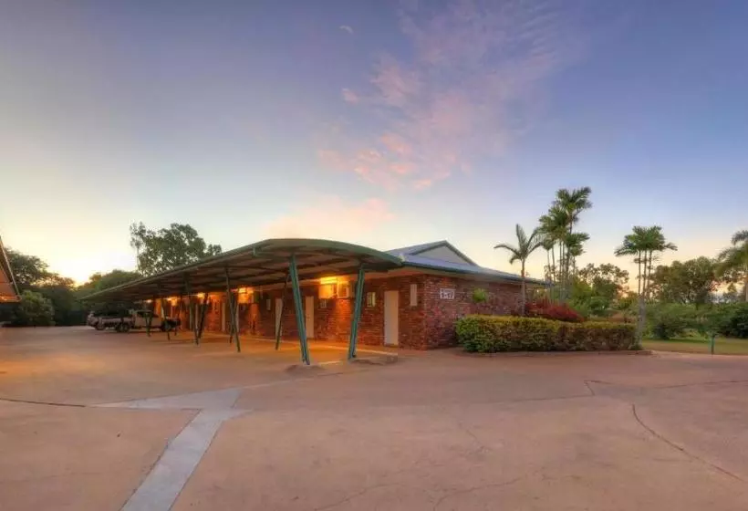 Heritage Lodge Motel