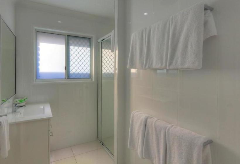 Heritage Lodge Motel