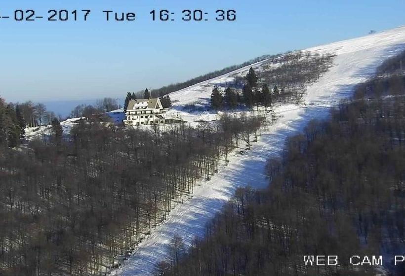 호텔 Albergo Casa Della Neve