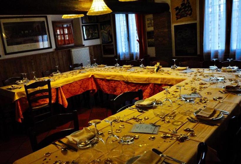 ホテル Albergo Residence Al Passatore