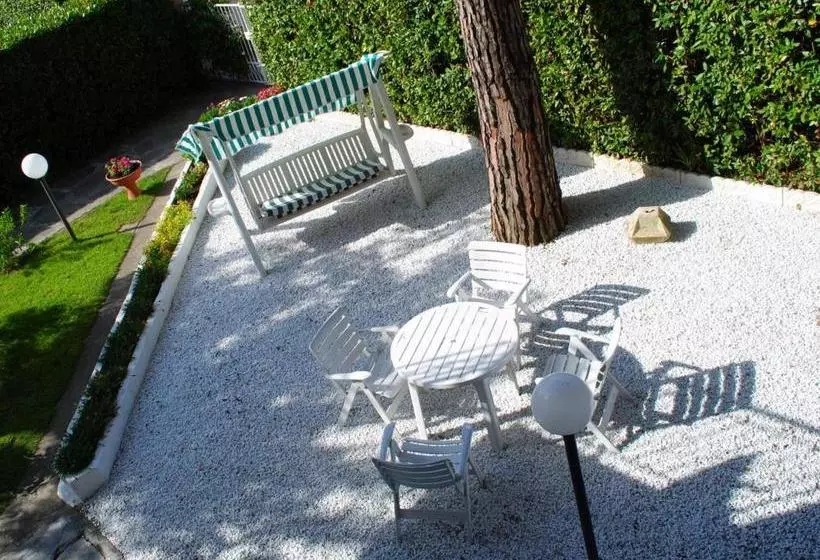 Hotelli Bed&breakfast Villa Lorena