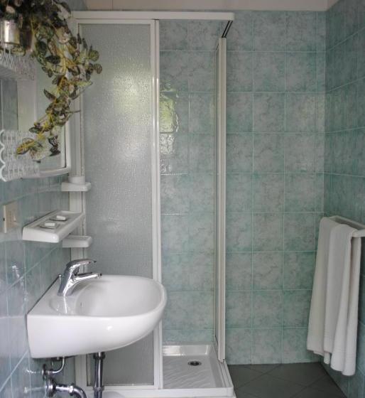 هتل Bed&breakfast Villa Lorena