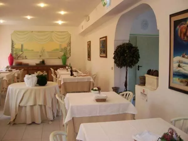 Hotelli Mirella