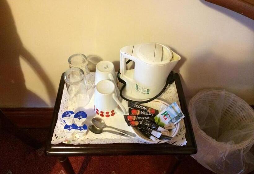 בית מלון כפרי The Crown