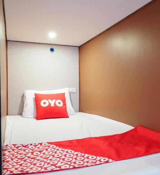 Oyo 718 Grace Hostel