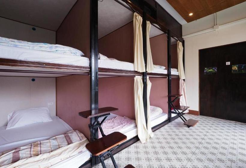 Oyo 718 Grace Hostel