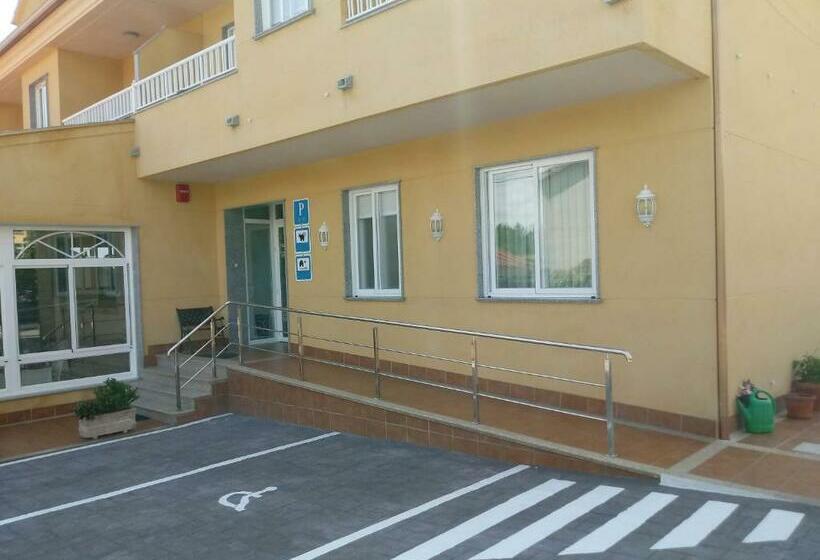 بنسيون A Fontiña