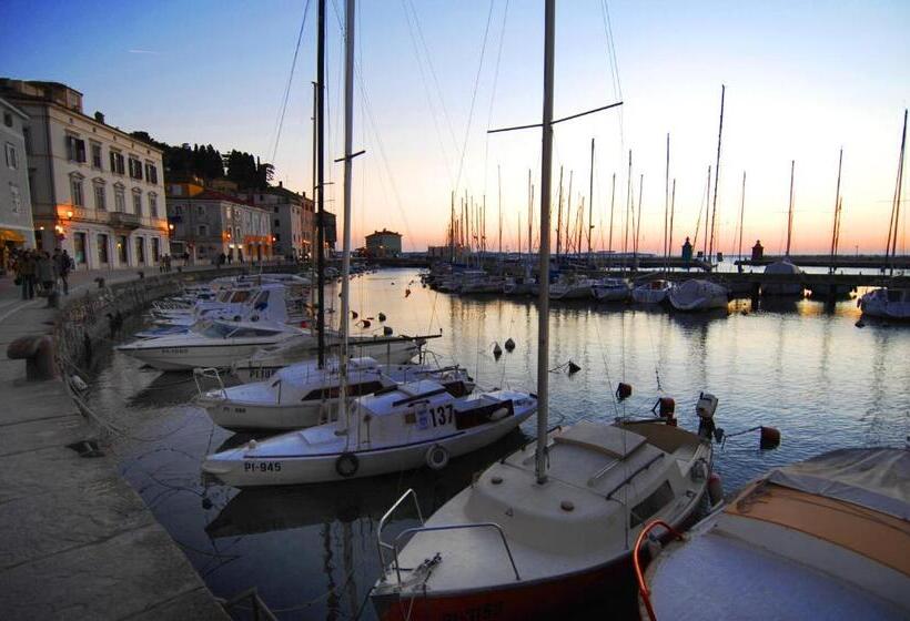 پانسیون Old Town Rooms Piran