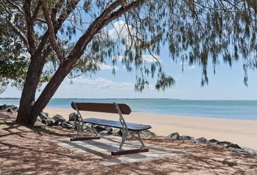 Silver Sands Apartments