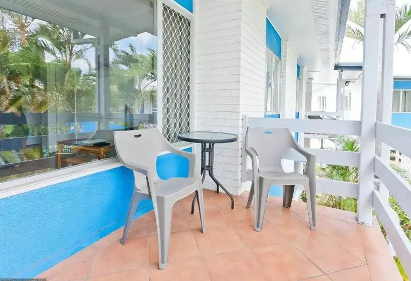 Silver Sands Apartments