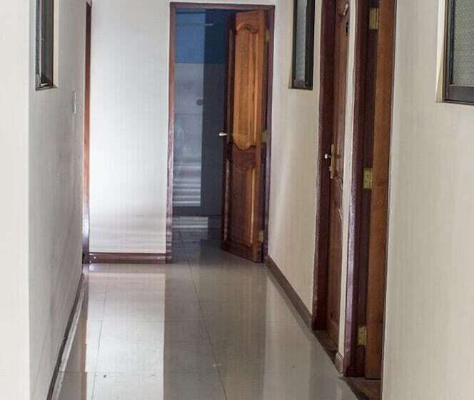 هاستل Hostal Salas