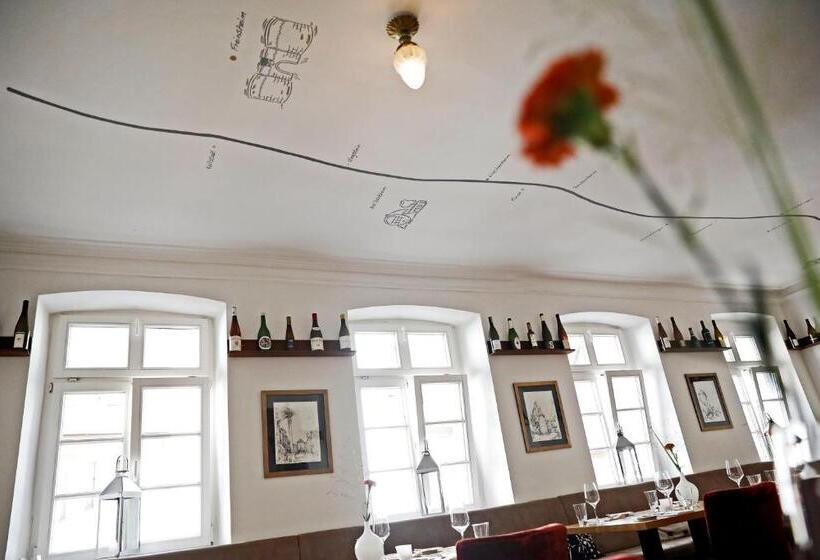 הוסטל Weinreich, Gästezimmer & Weinstube