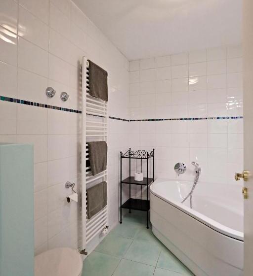 הוסטל Weinreich, Gästezimmer & Weinstube