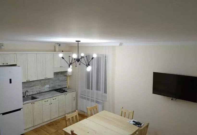 Aamiaismajoitus (B&B) Petit Dilijan