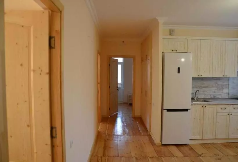 Aamiaismajoitus (B&B) Petit Dilijan