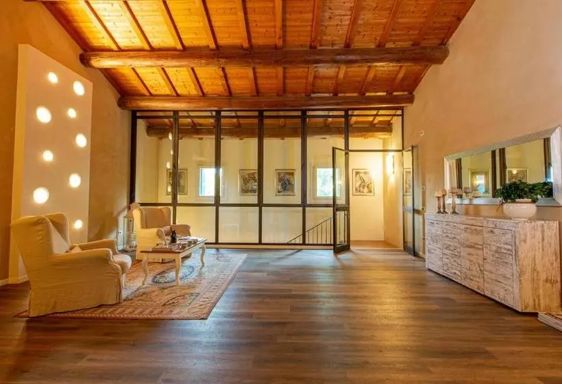 ホテル Agriturismo La Campagnola