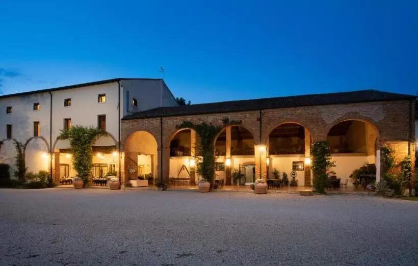 ホテル Agriturismo La Campagnola