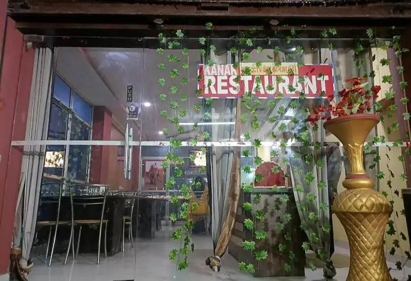 Hotelli Kanak Palace