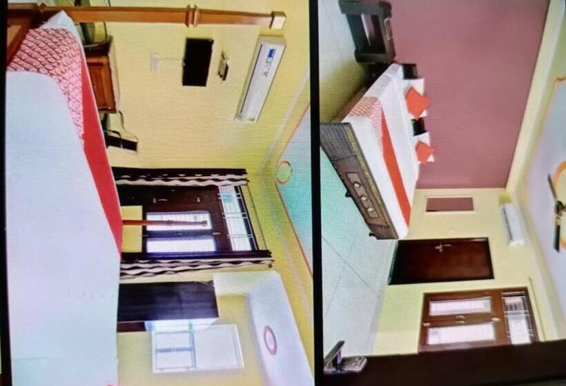 ホテル Kanak Palace