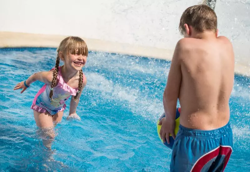 Aparthotel Holiday Center