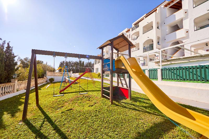 Aparthotel Holiday Center