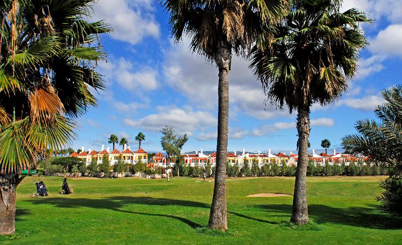 Bungalows Cordial Green Golf