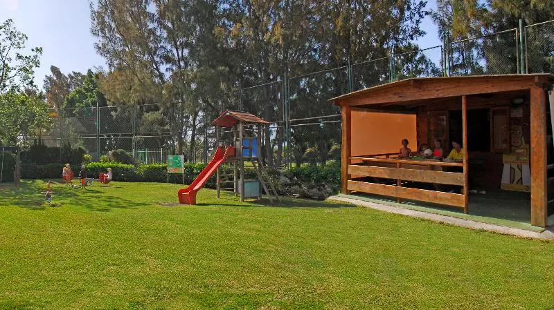 Bungalows Cordial Green Golf