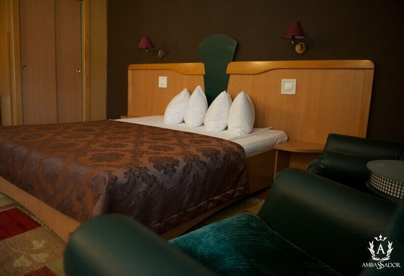 Hotel Ambassador