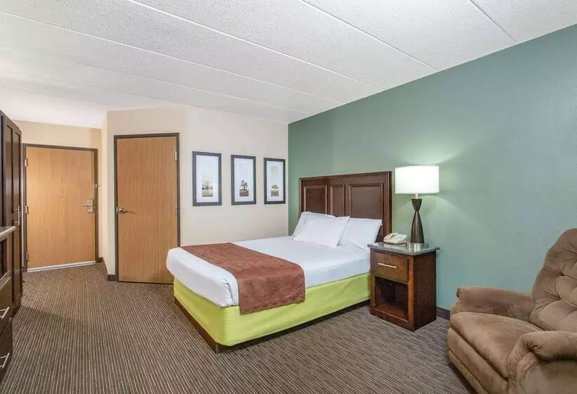 בית מלון כפרי Americinn By Wyndham West Salem