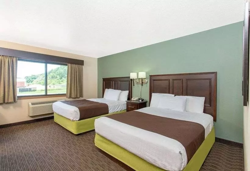 בית מלון כפרי Americinn By Wyndham West Salem