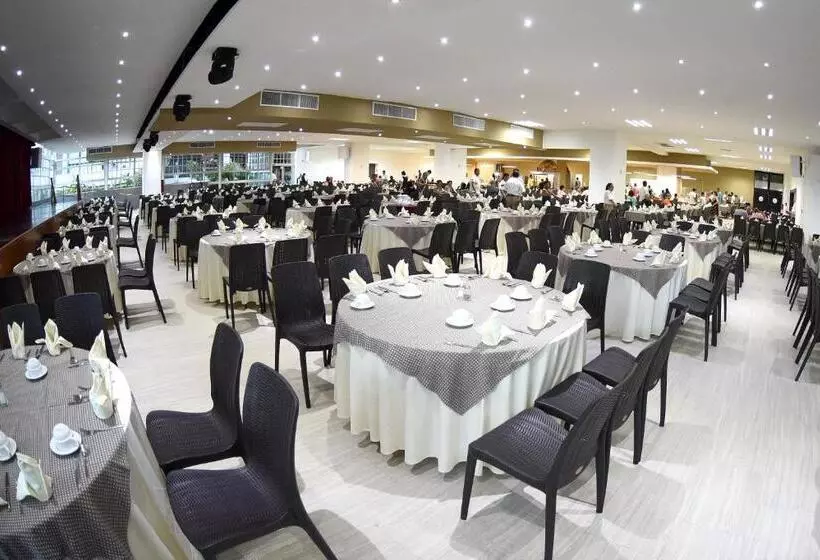 호텔 El Cid Castilla Beach