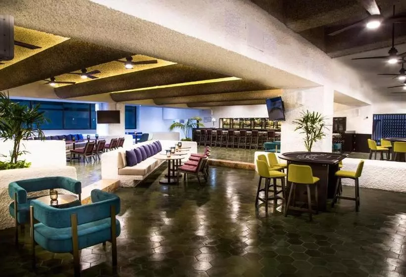 호텔 El Cid Castilla Beach