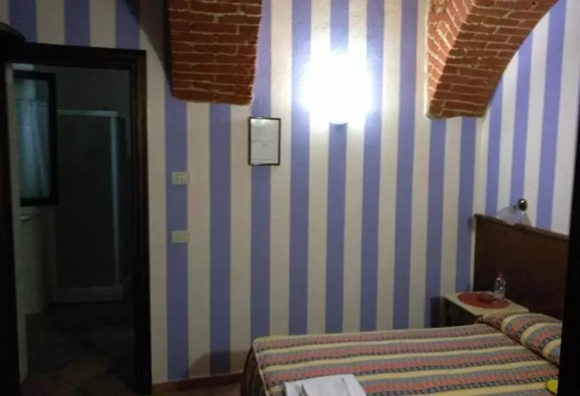 Отель Excalibur