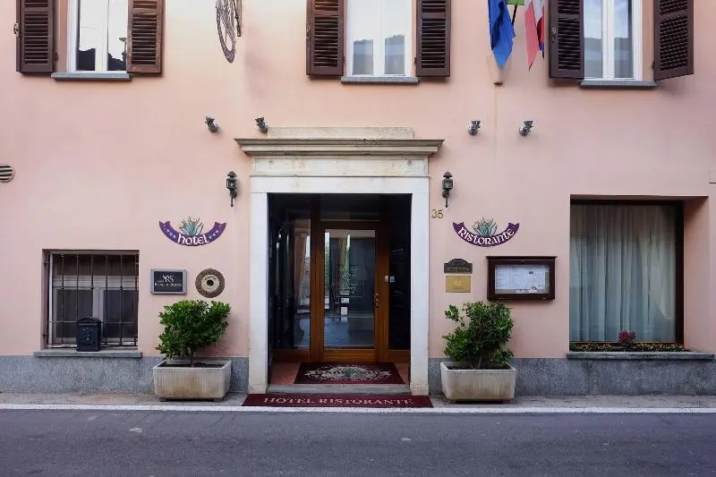 ホテル Hôtel Barbabuc