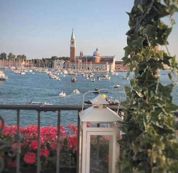 هتل Locanda Vivaldi