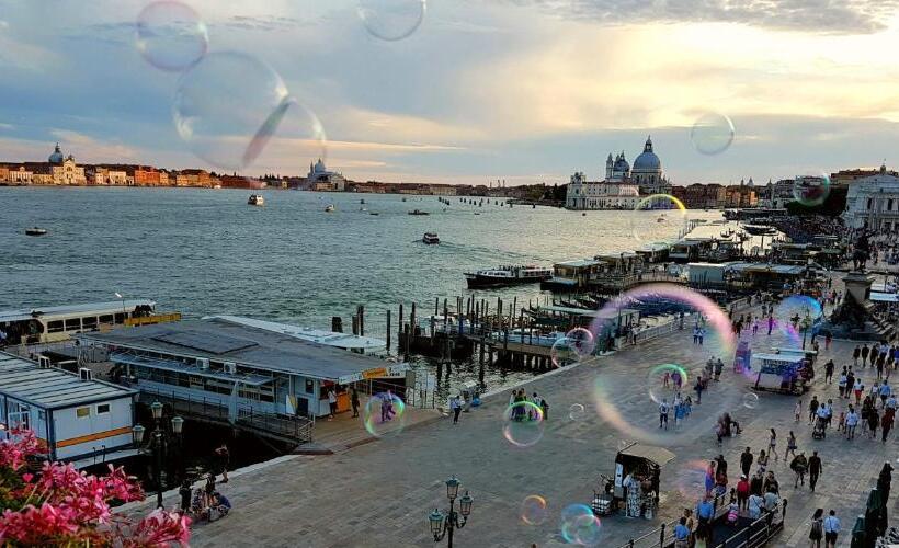 هتل Locanda Vivaldi