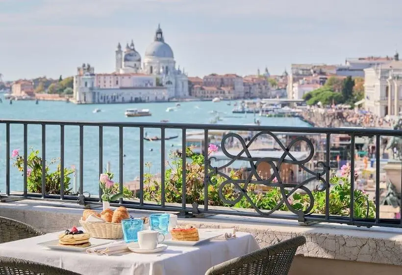 هتل Locanda Vivaldi