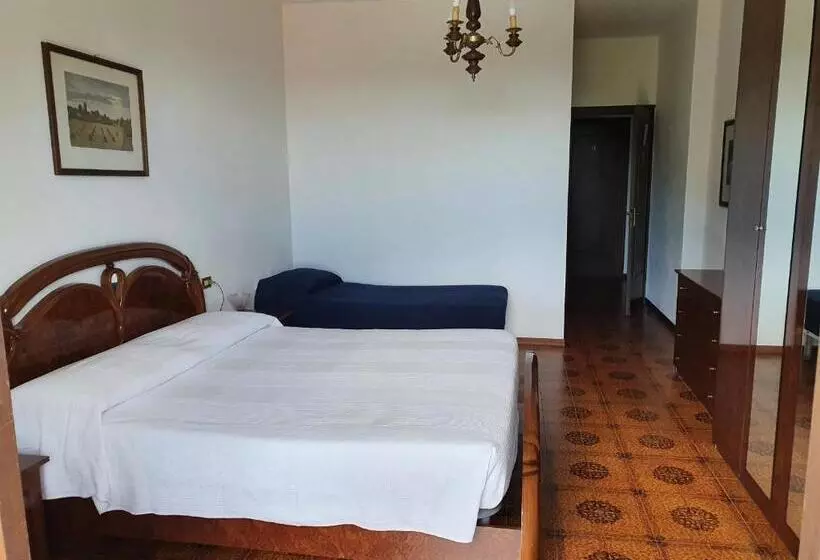 בית מלון כפרי Madonna Di Luciago