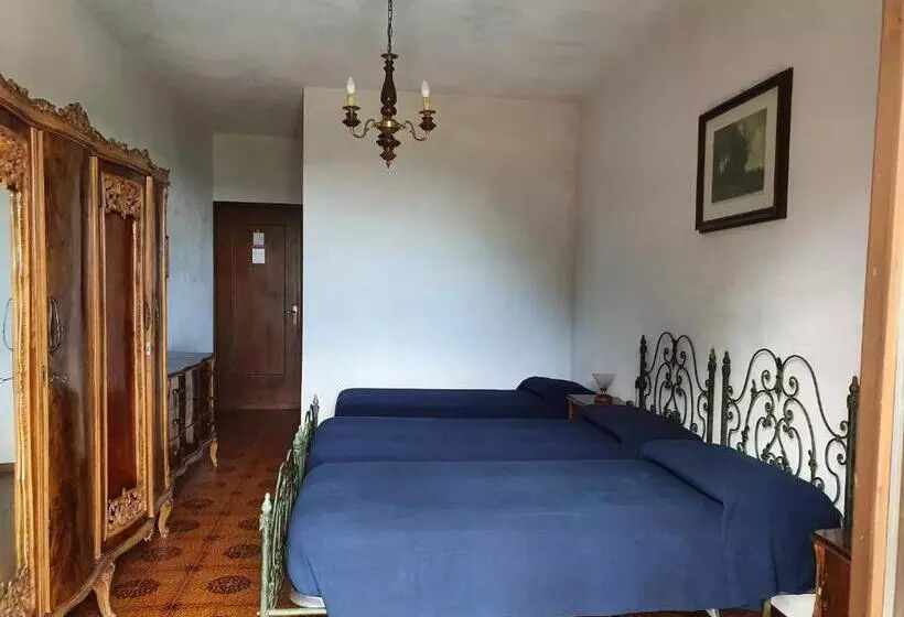 בית מלון כפרי Madonna Di Luciago