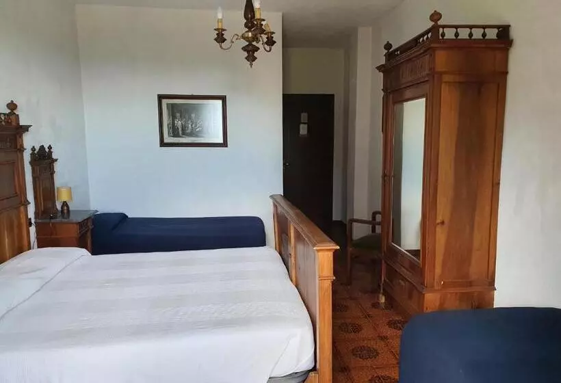 בית מלון כפרי Madonna Di Luciago