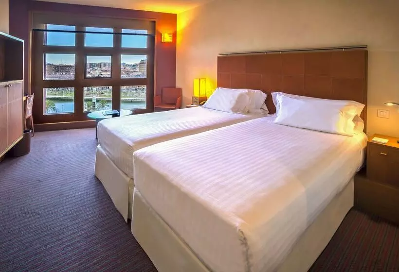 酒店 Meliá Bilbao