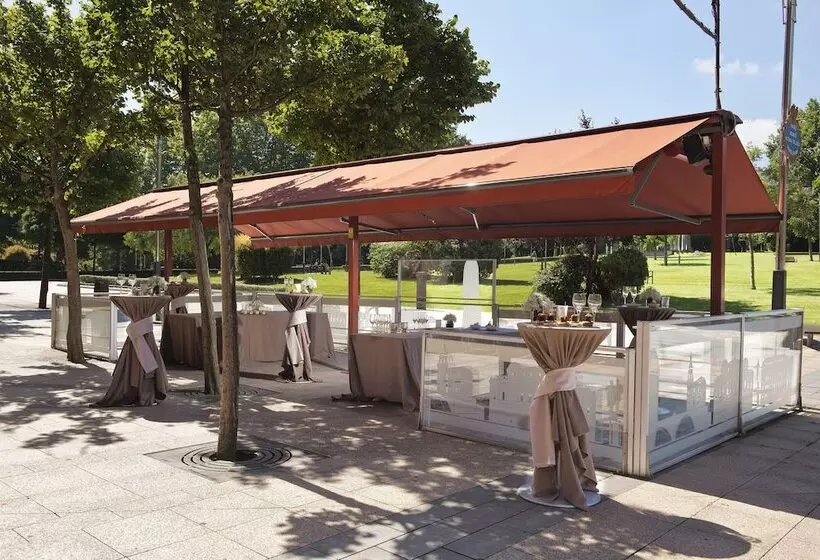 酒店 Meliá Bilbao