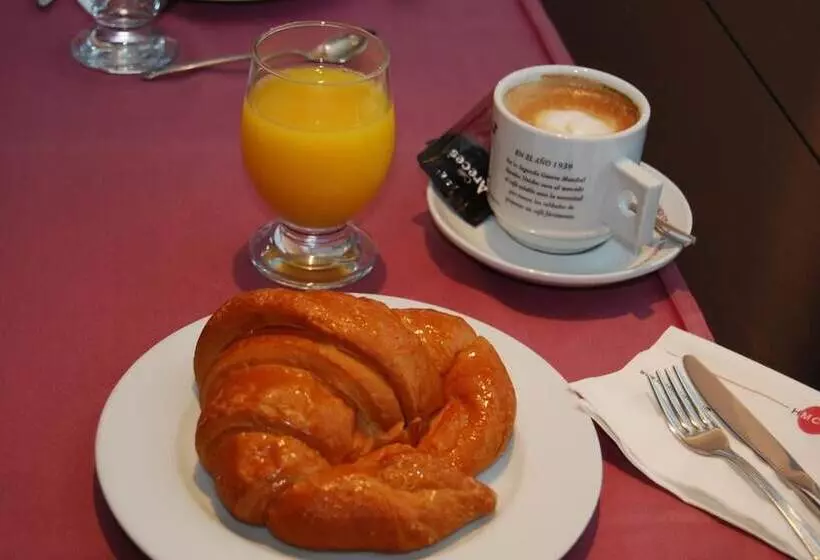 酒店 Mieres Del Camino