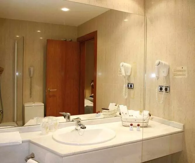 酒店 Mieres Del Camino