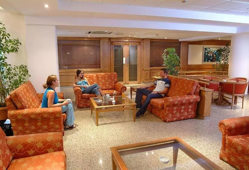 Nissiana Hotel & Bungalows