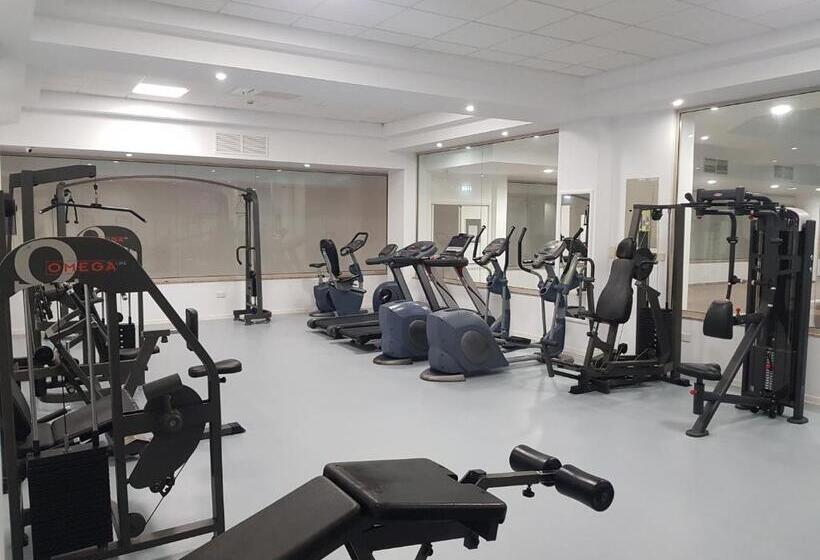 Nissiana Hotel & Bungalows